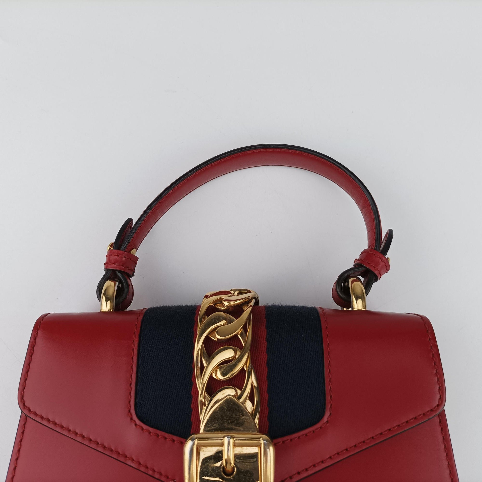 Pre-owned Gucci Sylvie Red Leather 470270 shoulderbag | stylenewstar