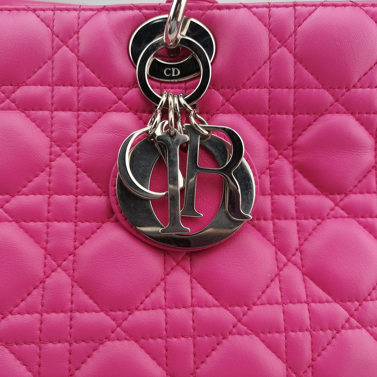Pre-owned Christian Dior Lady Dior Pink lambskin  shoulderbag | stylenewstar