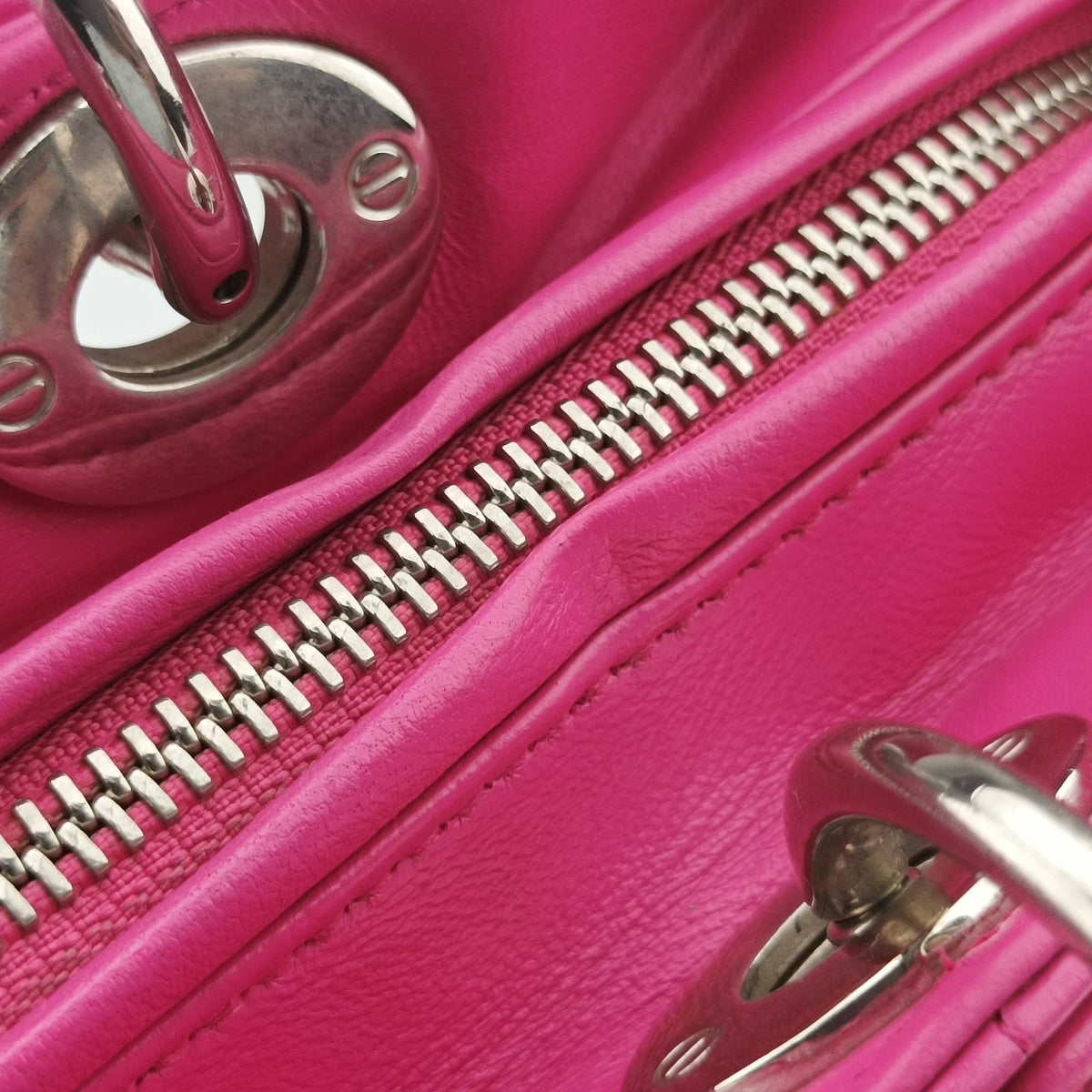 Pre-owned Christian Dior Lady Dior Pink lambskin  shoulderbag | stylenewstar
