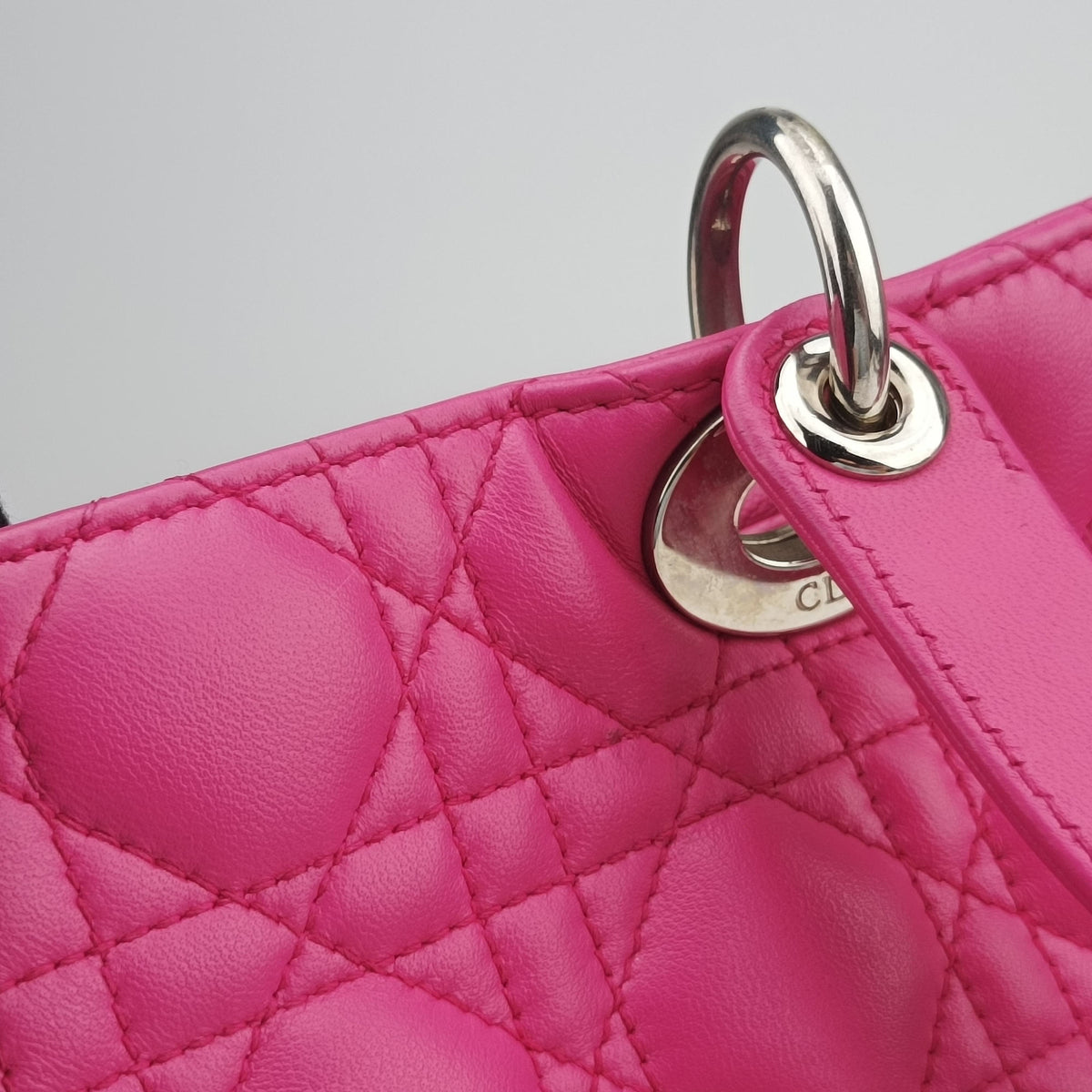 Pre-owned Christian Dior Lady Dior Pink lambskin  shoulderbag | stylenewstar