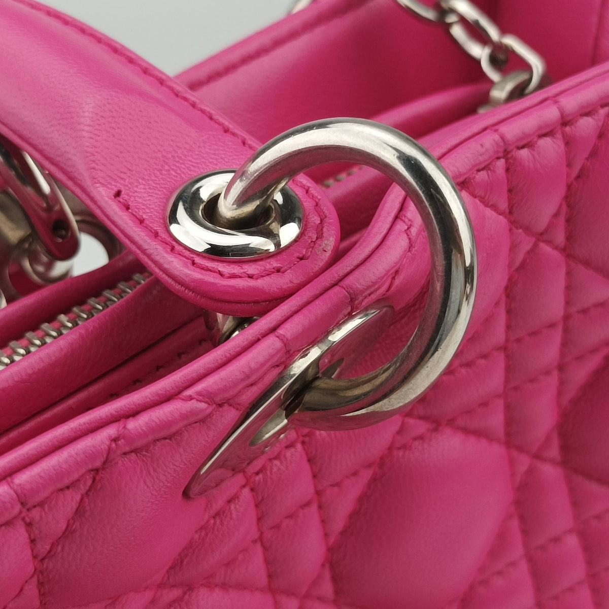 Pre-owned Christian Dior Lady Dior Pink lambskin  shoulderbag | stylenewstar