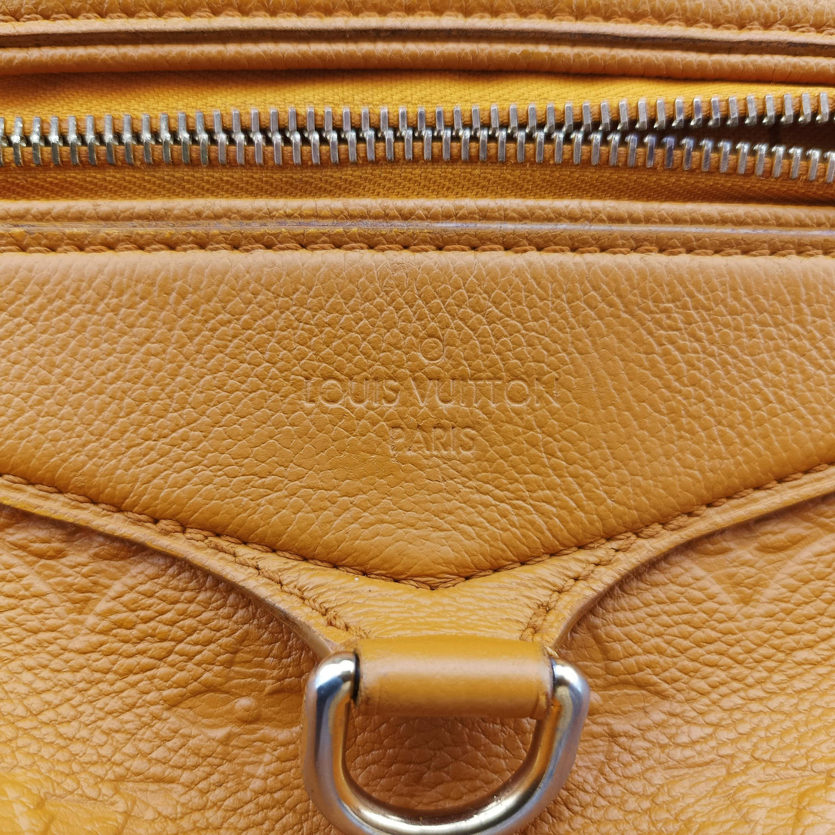 Secondhand Louis Vuitton Lumineuse PM saffron Monogram Empreinte M94324 shoulderbag | stylenewstar