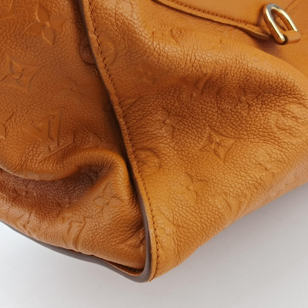 Secondhand Louis Vuitton Lumineuse PM saffron Monogram Empreinte M94324 shoulderbag | stylenewstar