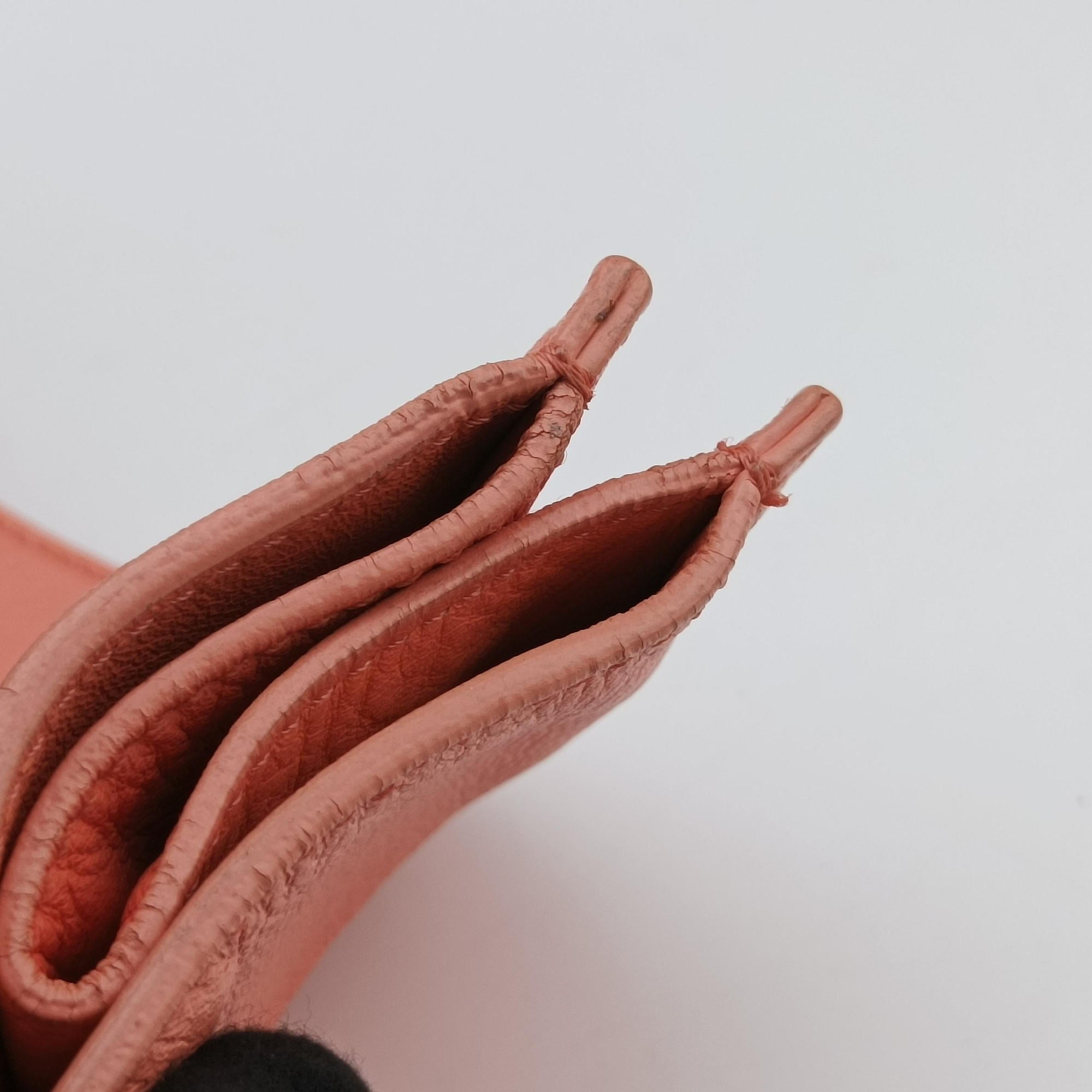 Pre-owned Balenciaga Paper Pink x Black Leather  handbag | stylenewstar