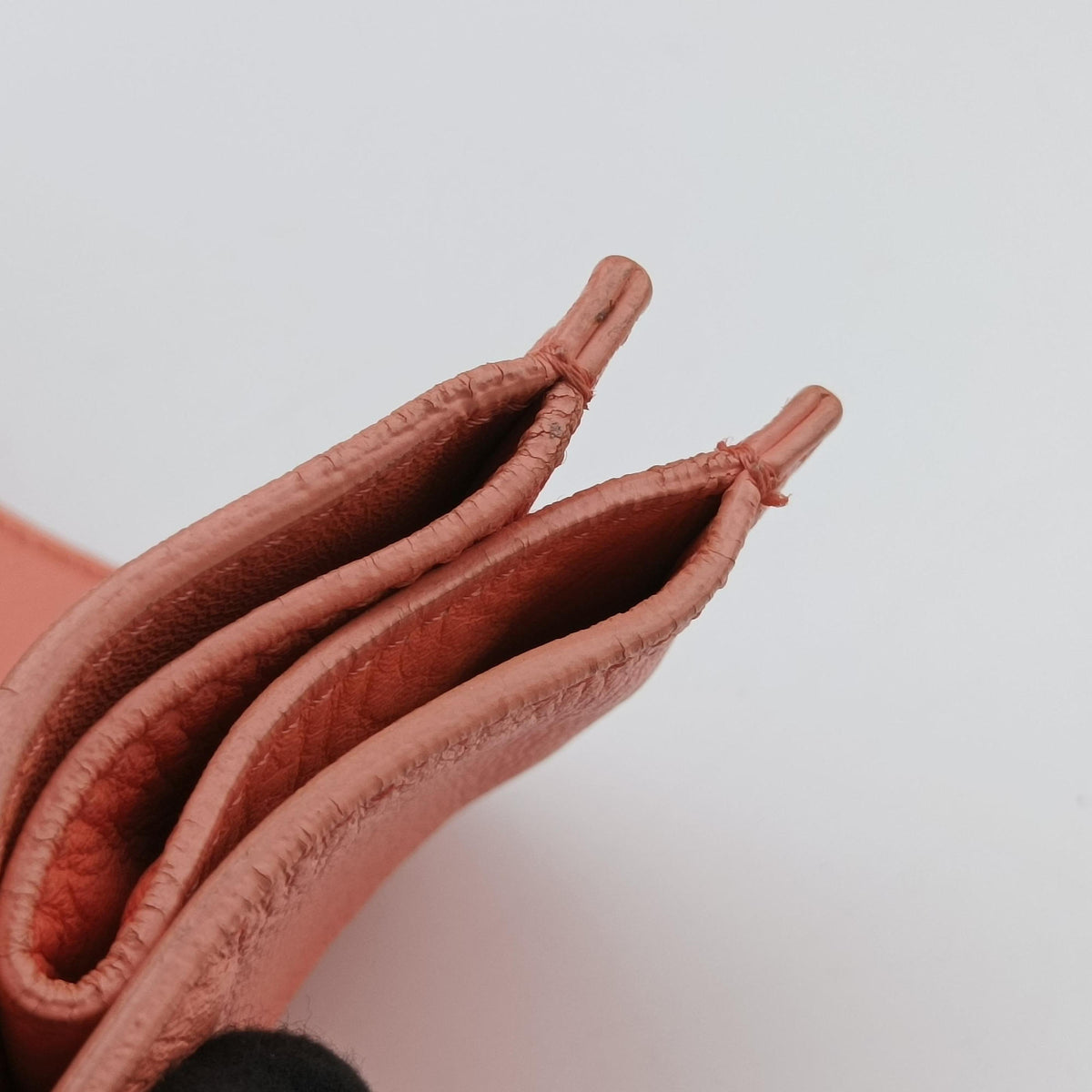 Pre-owned Balenciaga Paper Pink x Black Leather  handbag | stylenewstar