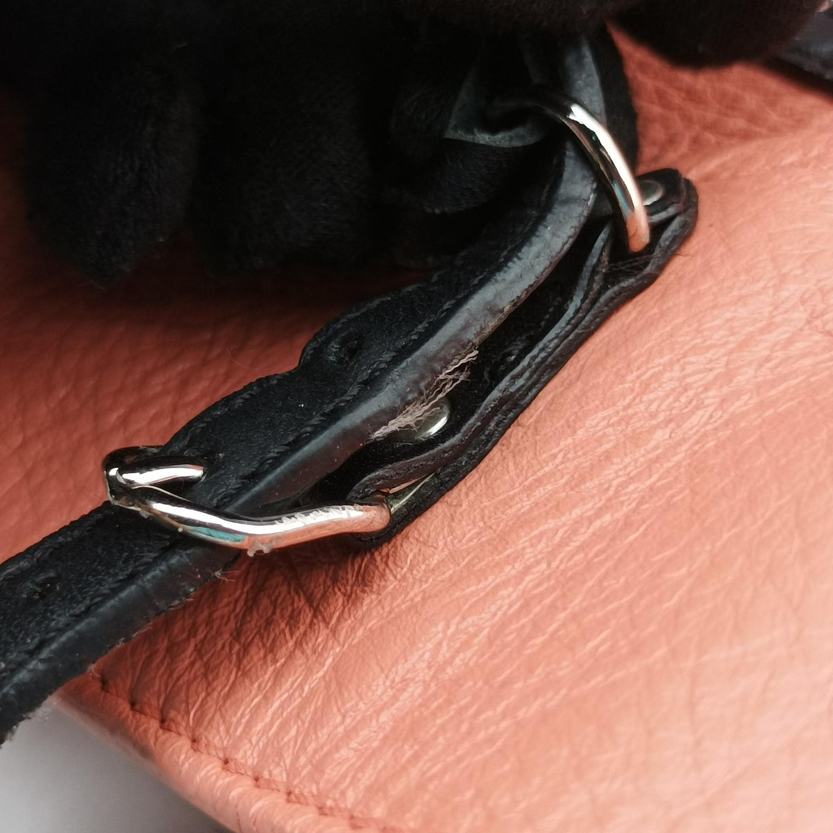 Pre-owned Balenciaga Paper Pink x Black Leather  handbag | stylenewstar