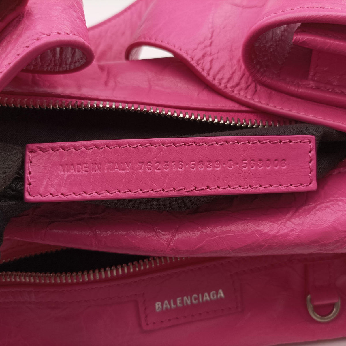 Secondhand Balenciaga Superbusy XS Sling Bag Pink leather 762516 shoulderbag | stylenewstar