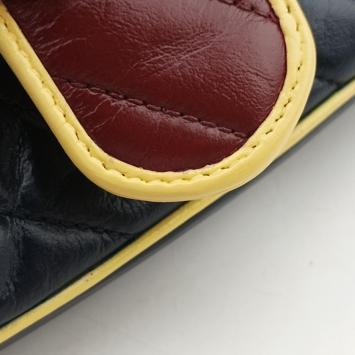 Pre-owned Gucci GG Marmont Navy×Red×Yellow Leather 443497 shoulderbag | stylenewstar