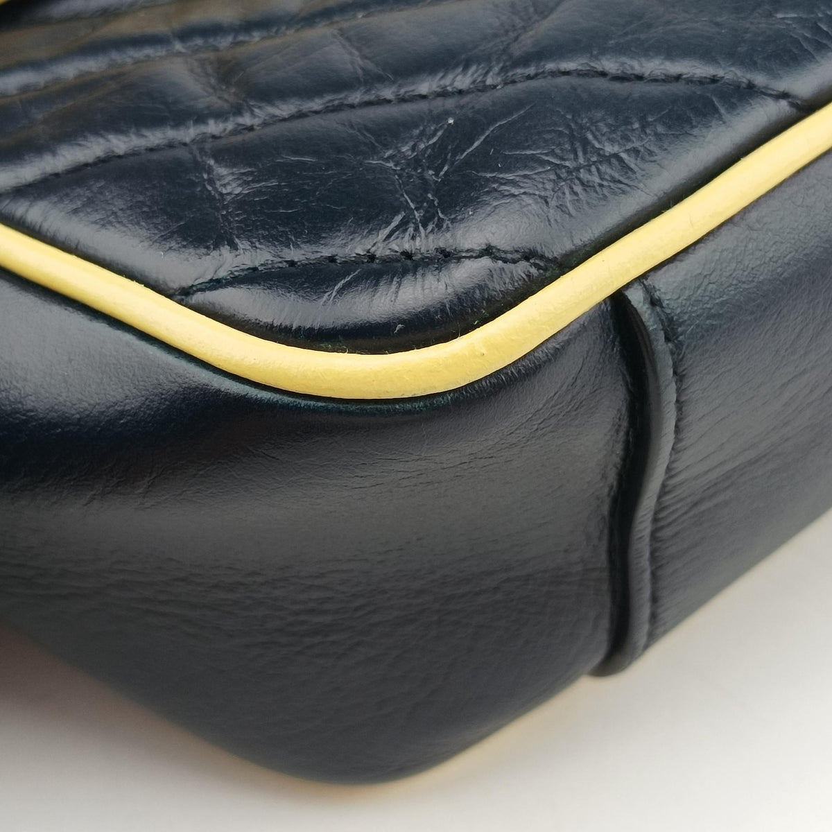 Pre-owned Gucci GG Marmont Navy×Red×Yellow Leather 443497 shoulderbag | stylenewstar