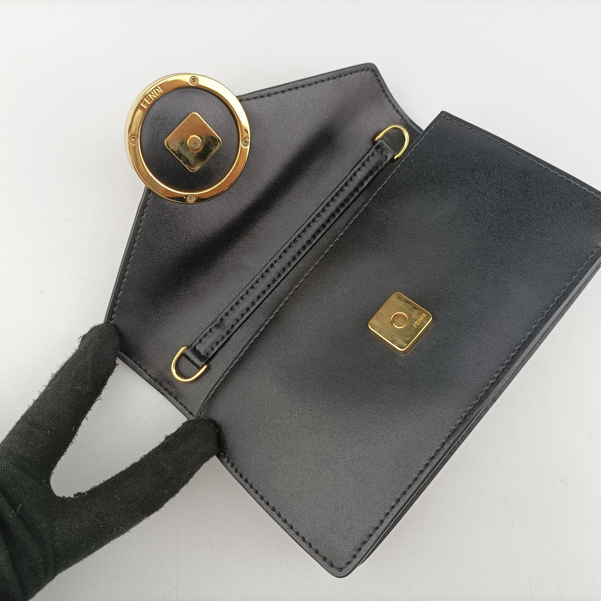 Vintage Fendi F is Brown×black Leather 8BM005 bum bag/waist bag | stylenewstar