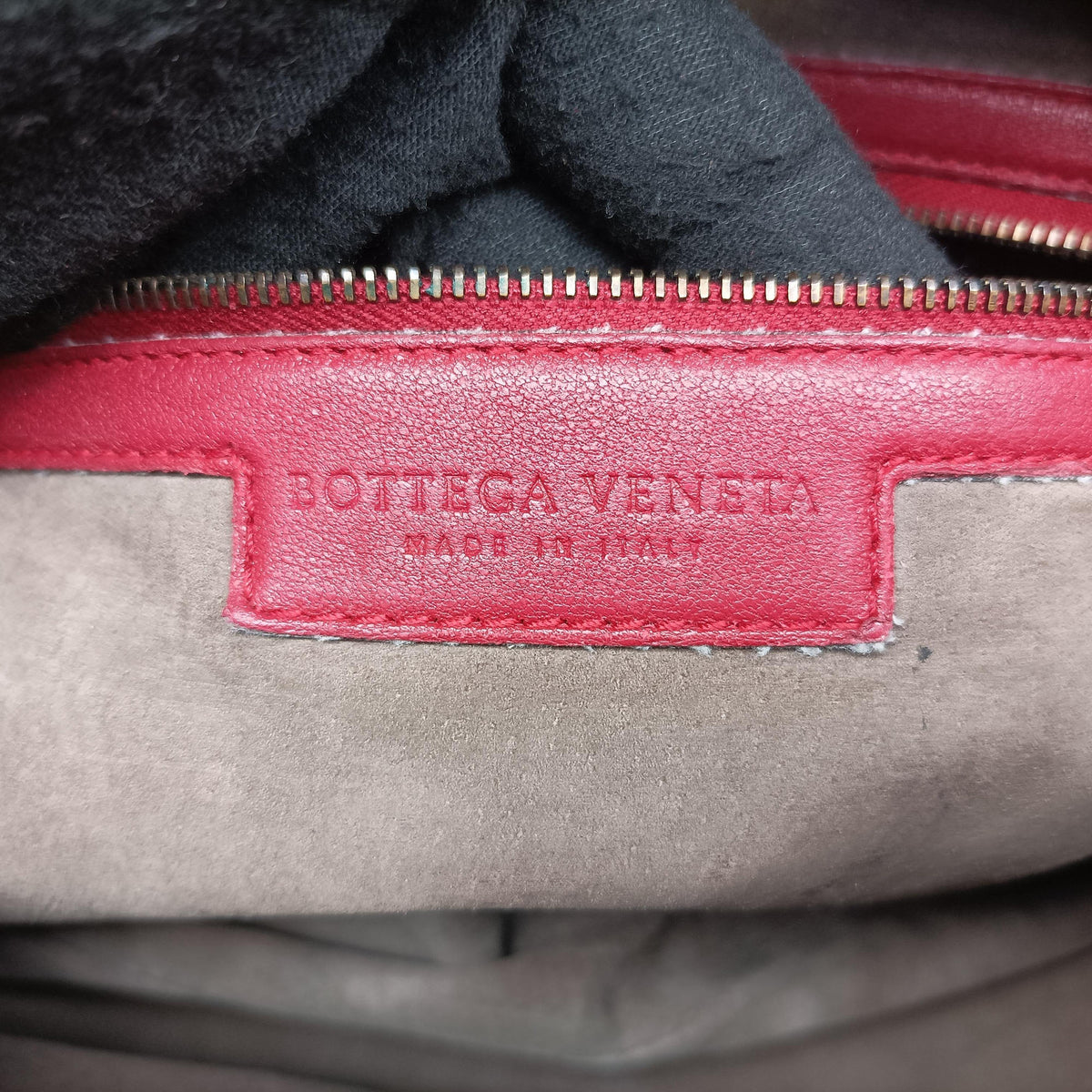 Vintage Bottega Veneta Intrecciato Red Lambskin  handbag | stylenewstar