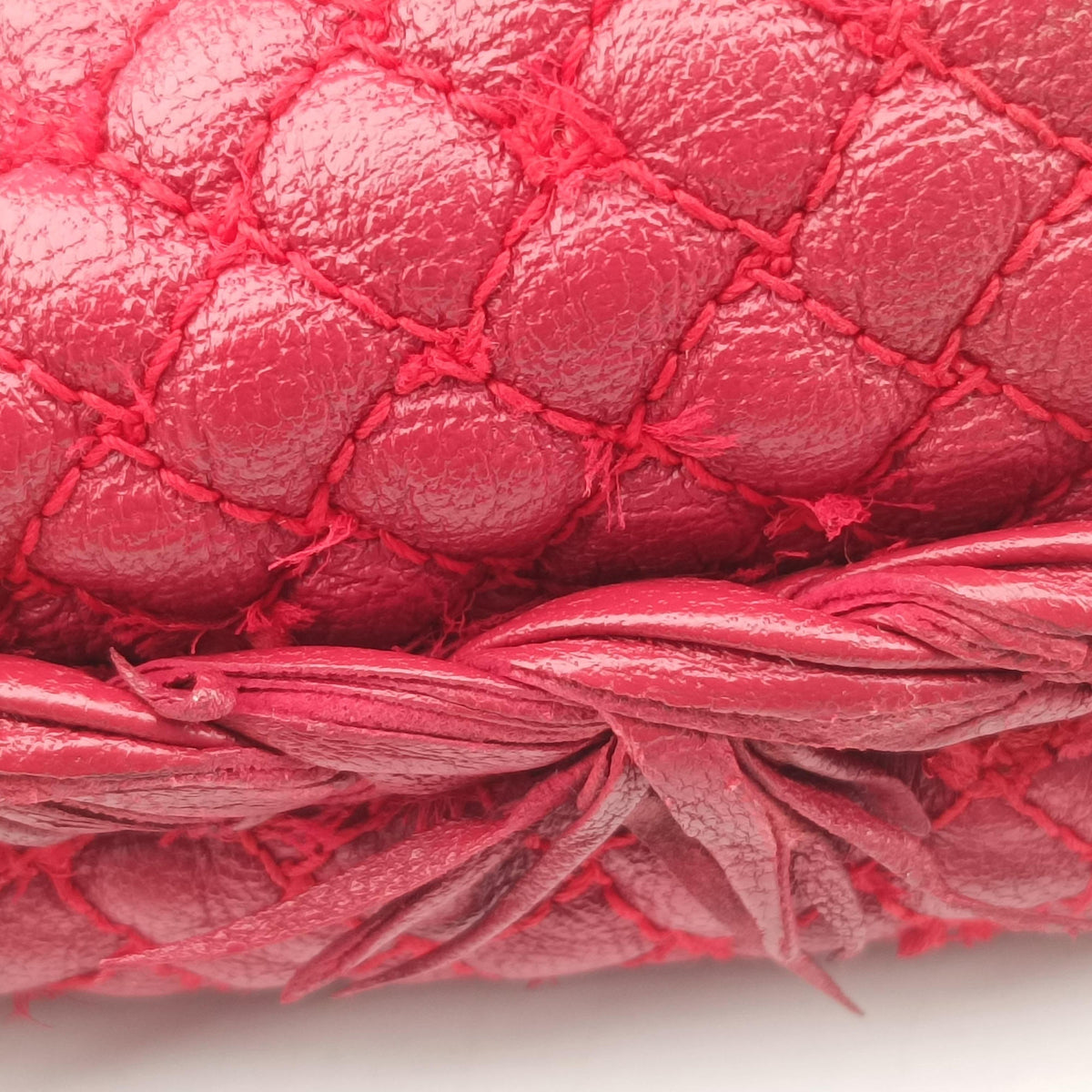 Vintage Bottega Veneta Intrecciato Red Lambskin  handbag | stylenewstar