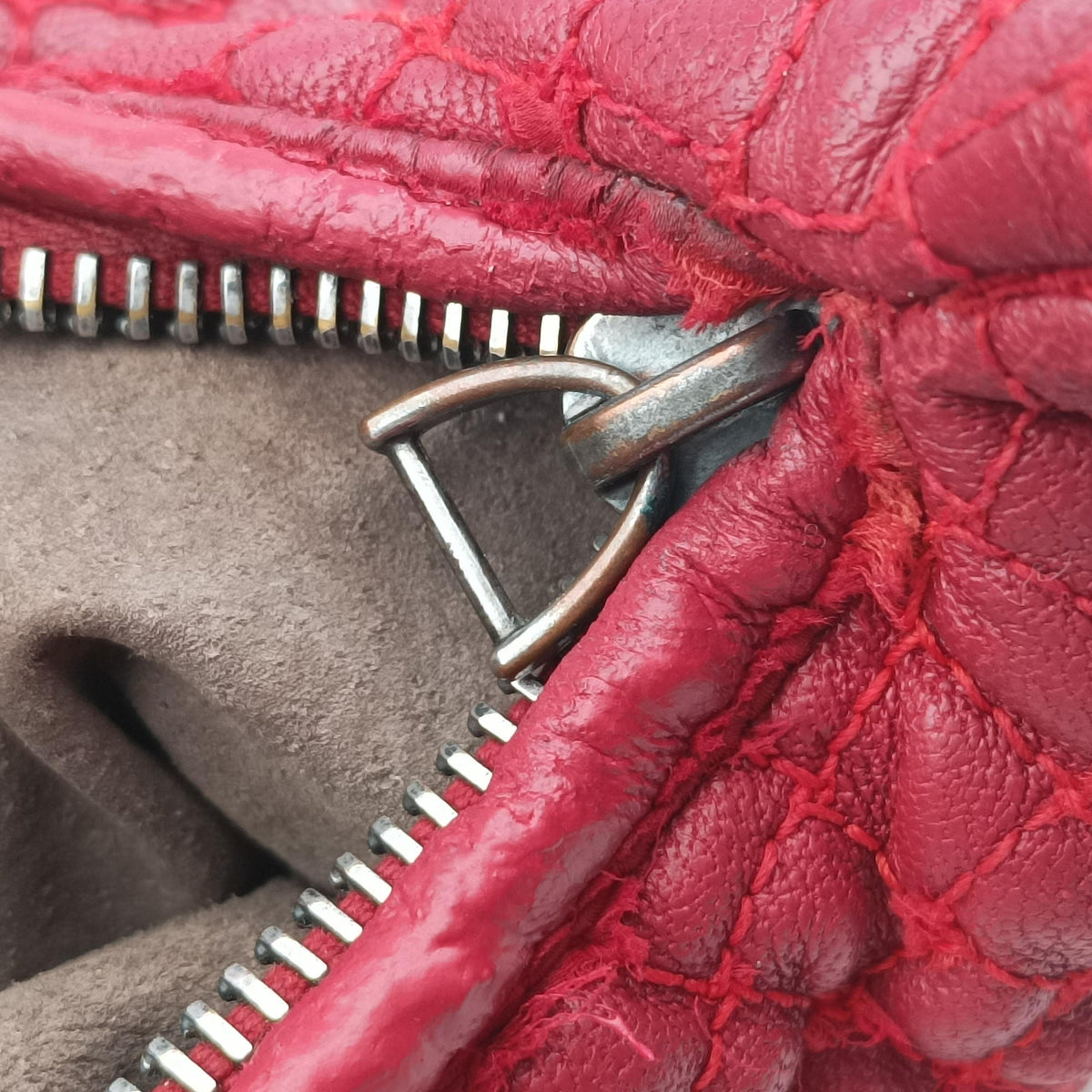 Vintage Bottega Veneta Intrecciato Red Lambskin  handbag | stylenewstar