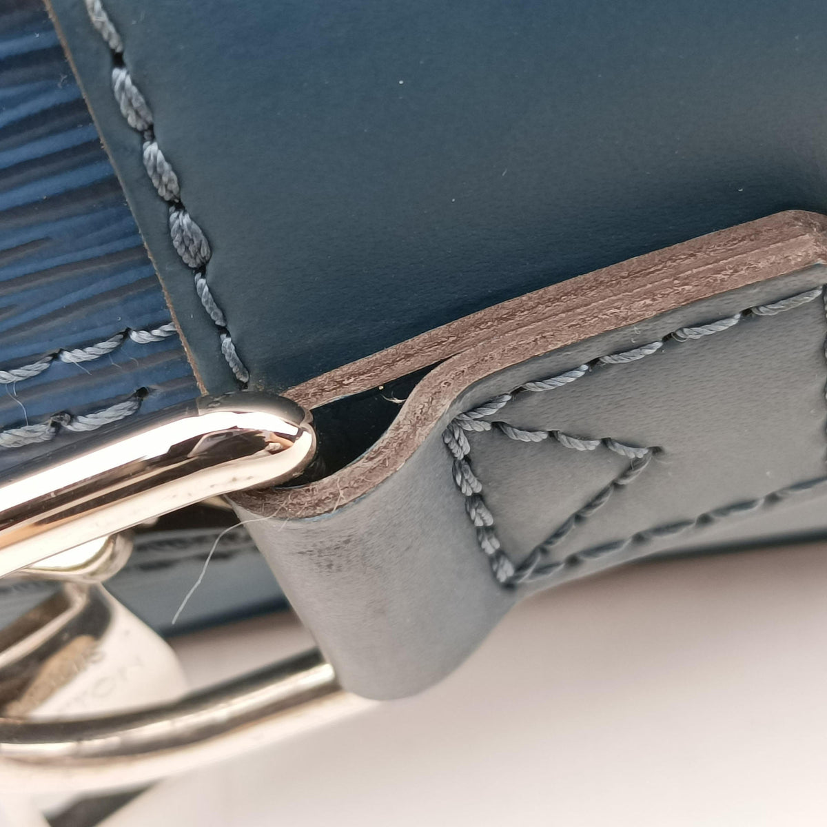 Pre-owned Louis Vuitton Porto Document Business PDB Blue Celeste Epi M54043 shoulderbag | stylenewstar