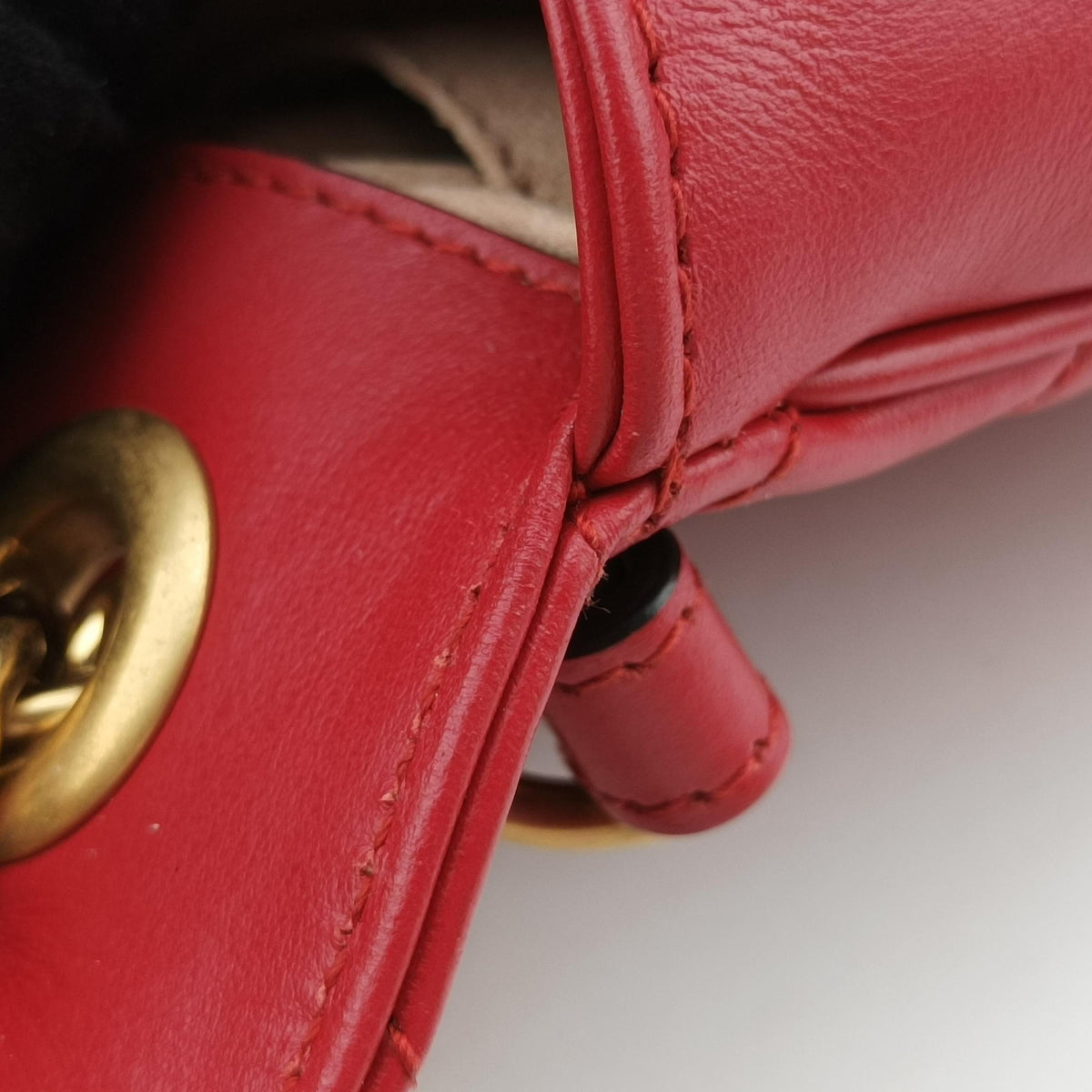 Pre-owned Gucci GG Marmont Red Leather 446744 shoulderbag | stylenewstar