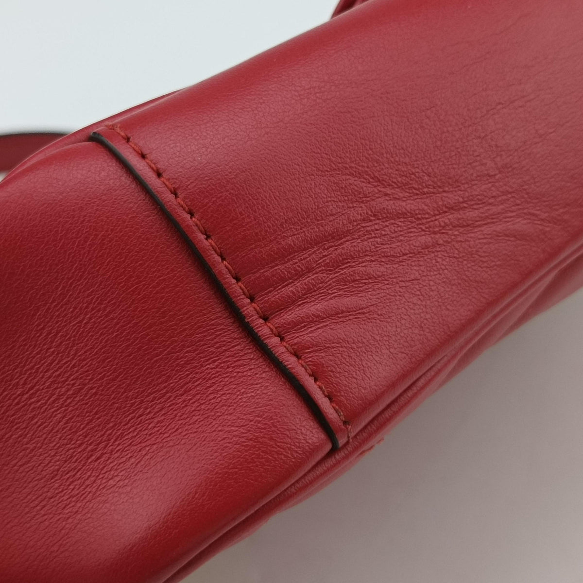 Pre-owned Gucci GG Marmont Red Leather 446744 shoulderbag | stylenewstar
