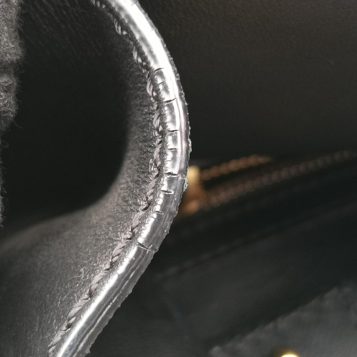 Secondhand Valentino My Rockstud Black Smooth Calfskin Leather  handbag | stylenewstar