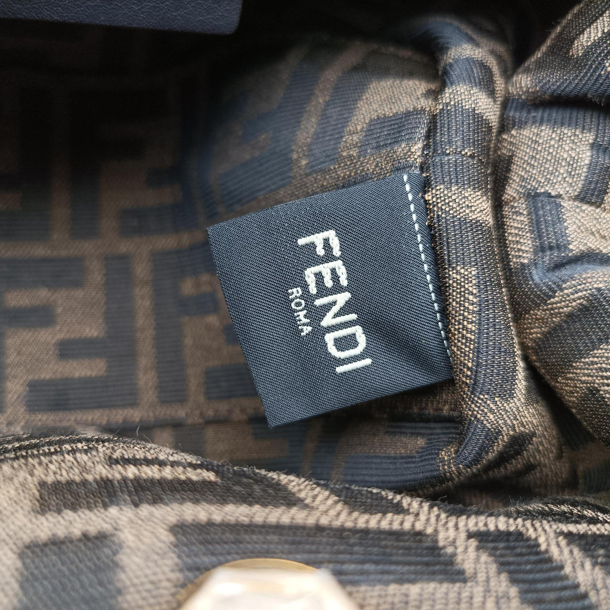 Secondhand Fendi First White Cotton 8BP129 shoulderbag | stylenewstar