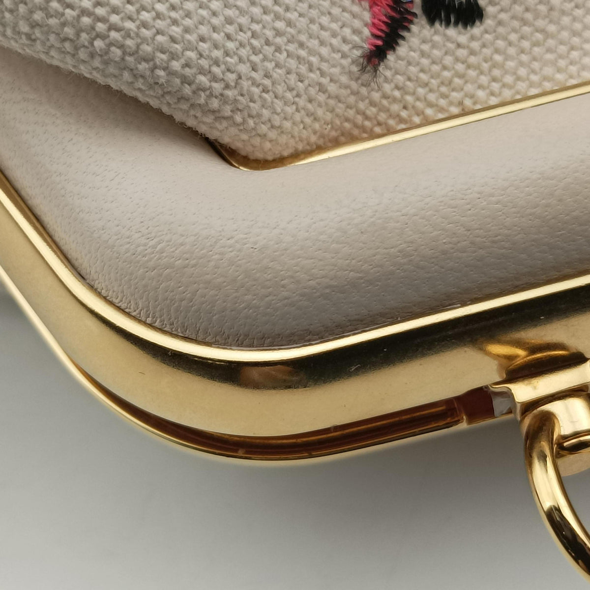 Secondhand Fendi First White Cotton 8BP129 shoulderbag | stylenewstar