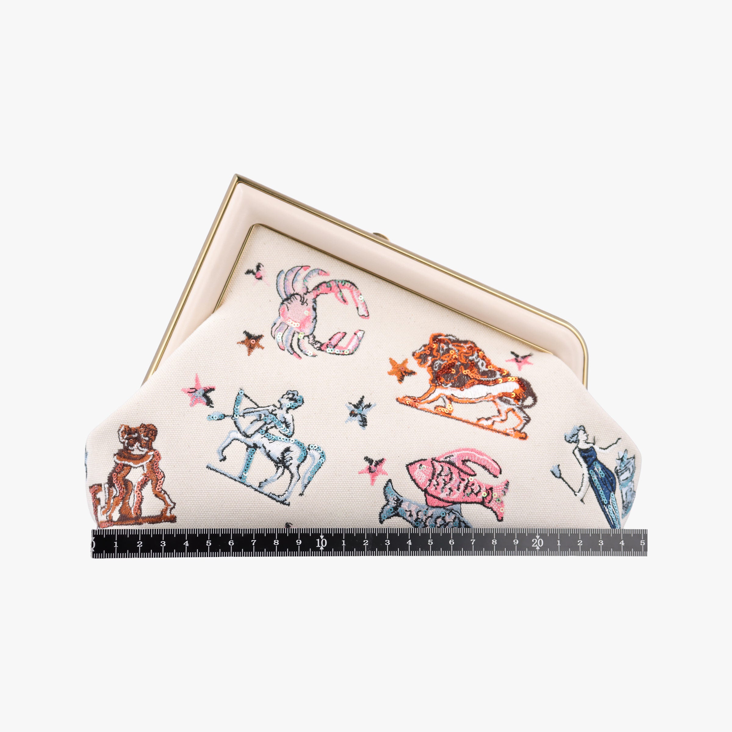 Secondhand Fendi First White Cotton 8BP129 shoulderbag | stylenewstar