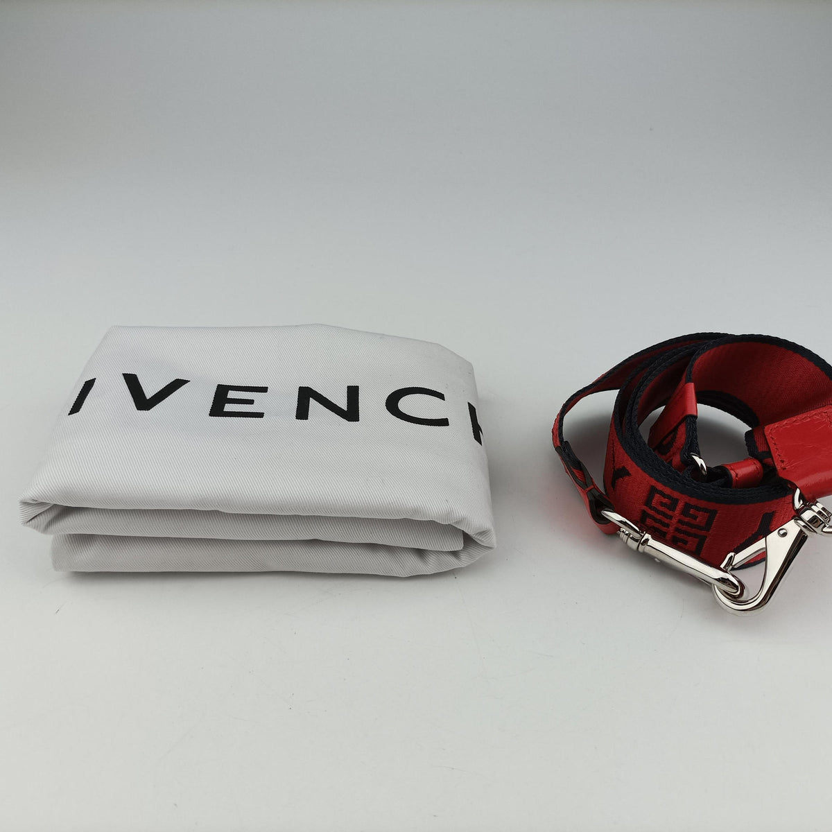 Vintage Givenchy Pandora Red Leather  shoulderbag | stylenewstar