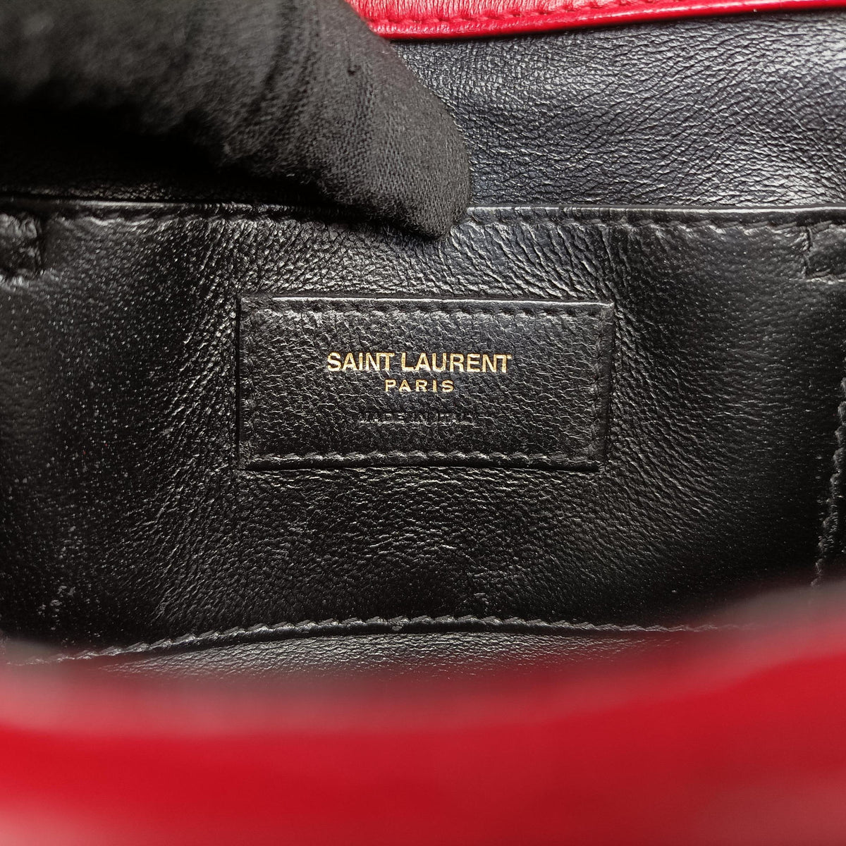 Pre-owned Yves Saint Laurent SULPICE Red Leather 532662 shoulderbag | stylenewstar