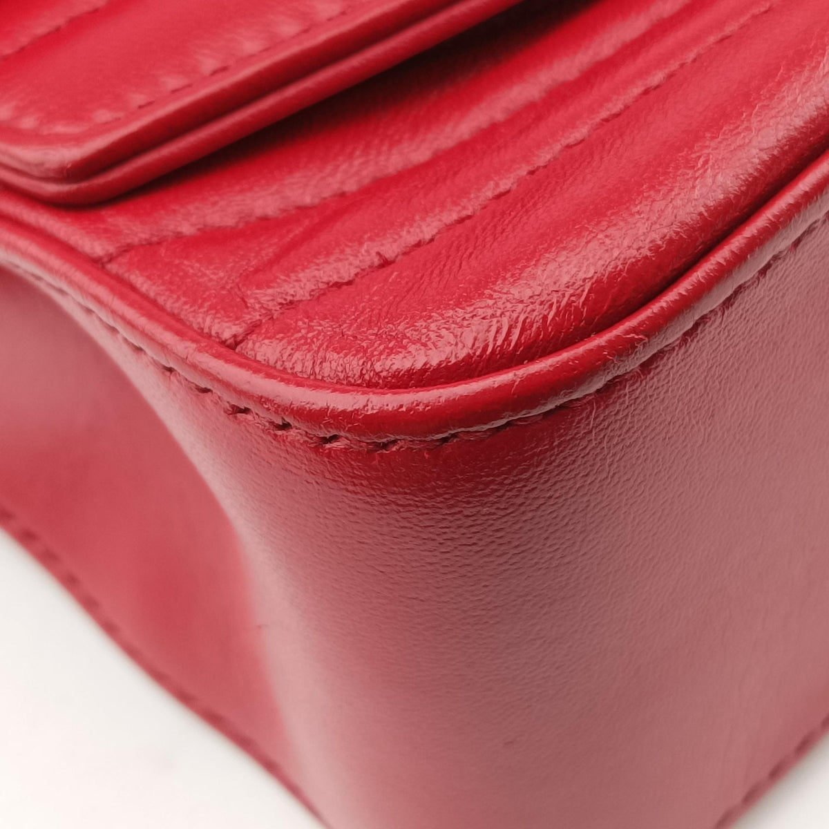 Pre-owned Yves Saint Laurent SULPICE Red Leather 532662 shoulderbag | stylenewstar