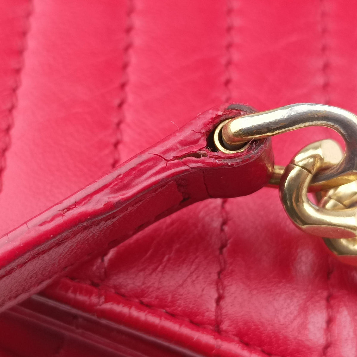 Pre-owned Yves Saint Laurent SULPICE Red Leather 532662 shoulderbag | stylenewstar