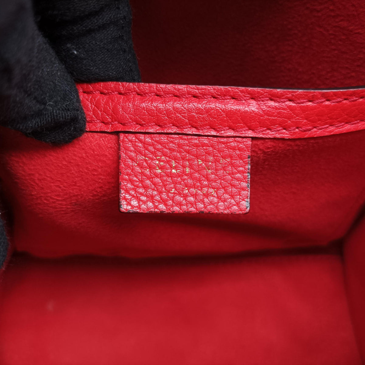 Pre-owned Celine luggage nano shopper Red Leather  shoulderbag | stylenewstar