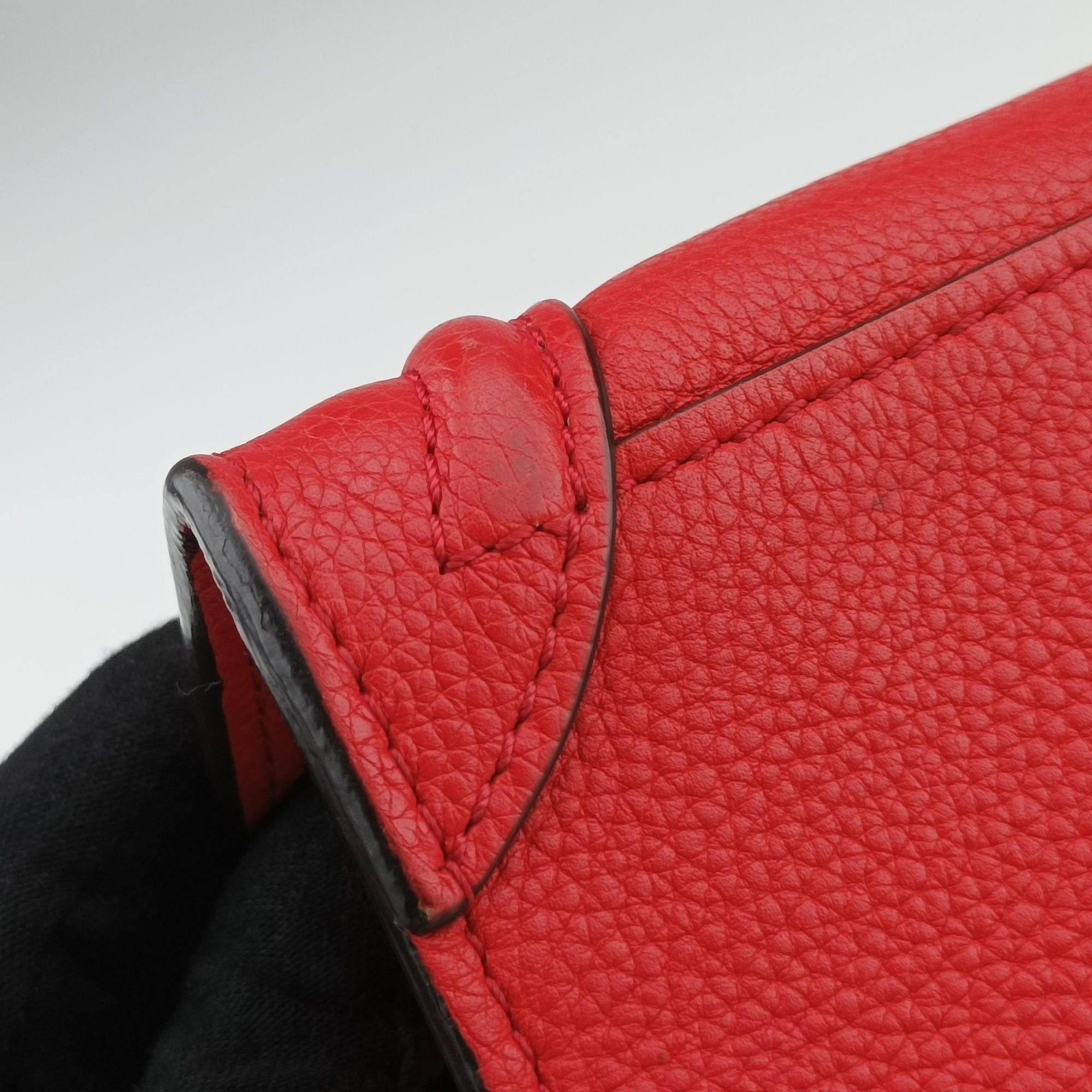 Pre-owned Celine luggage nano shopper Red Leather  shoulderbag | stylenewstar