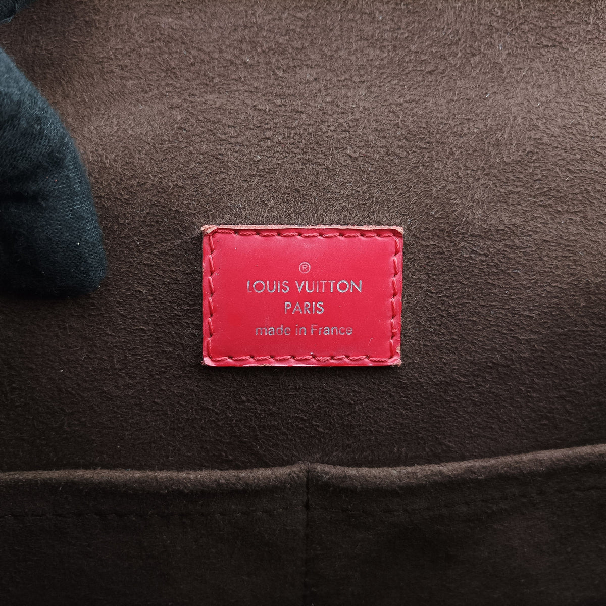 Vintage Louis Vuitton ClunyBB Red Epi M41337 shoulderbag | stylenewstar