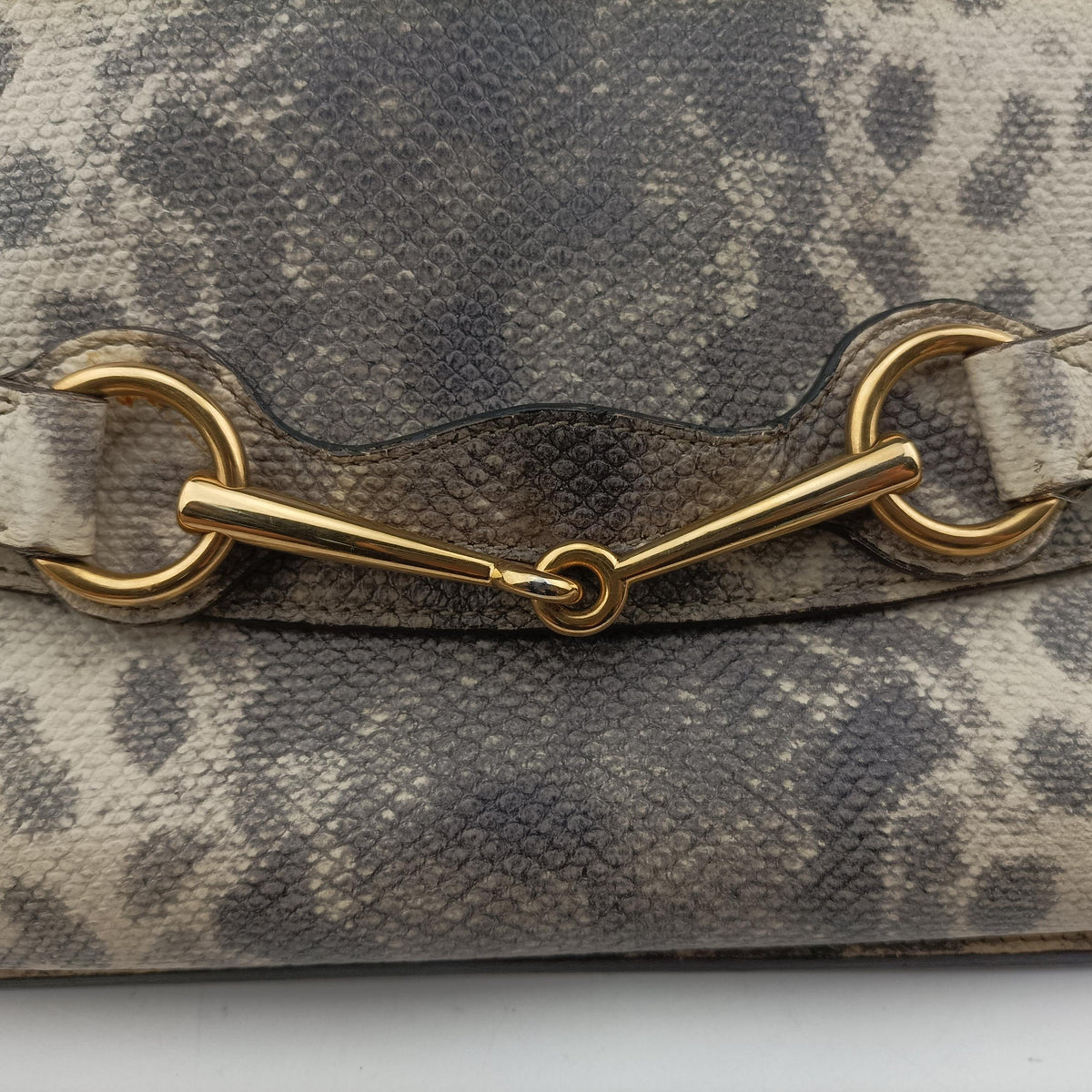 Pre-owned Gucci Bright Bit White×Gary Leather 317636 shoulderbag | stylenewstar