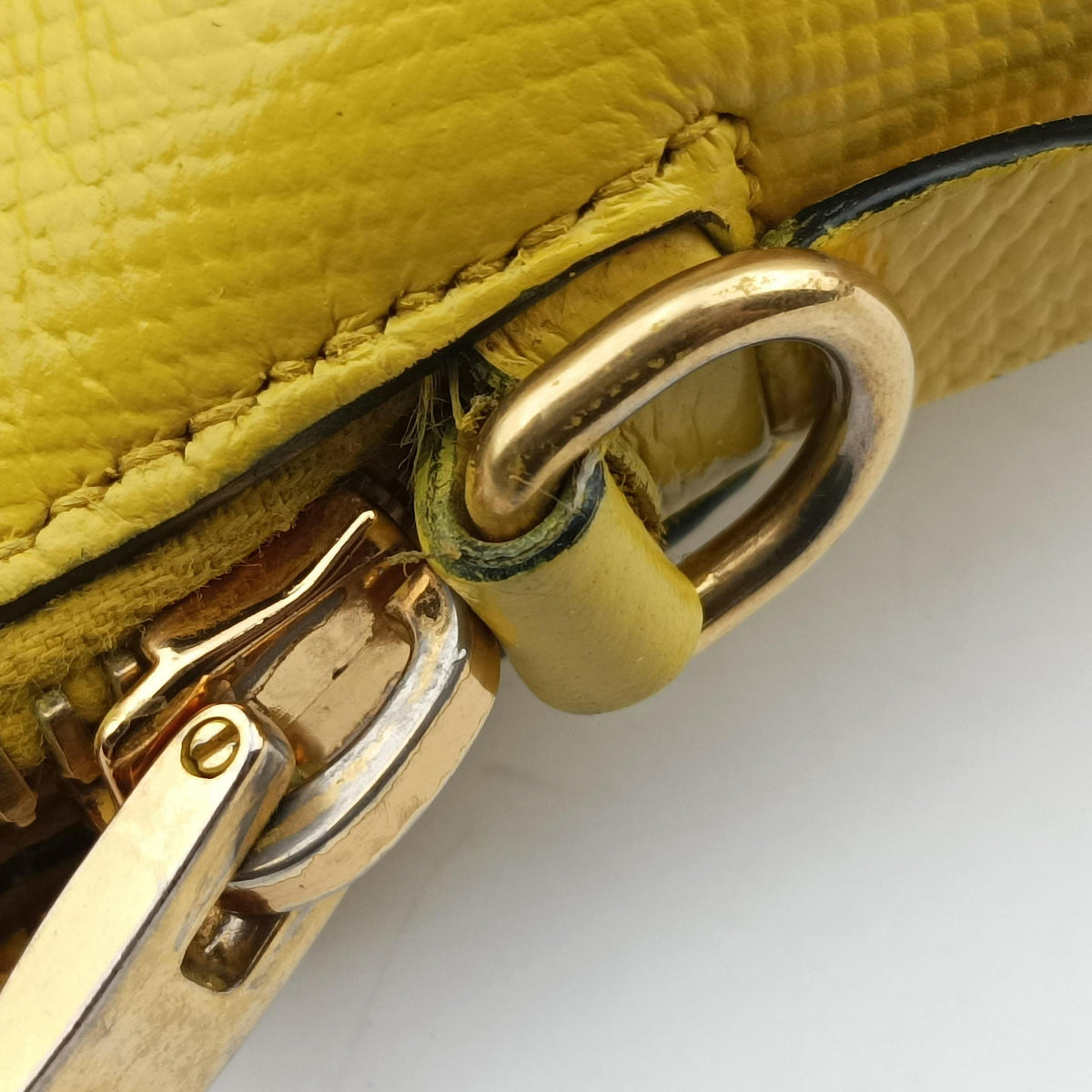 Secondhand Prada Cuir Top Handle Yellow SAFFIANO Leather BL0902 shoulderbag | stylenewstar