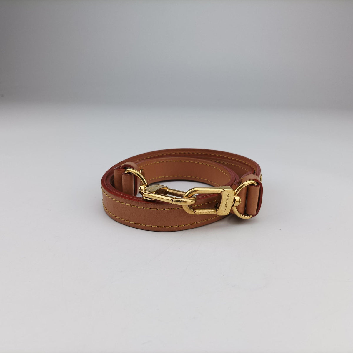Pre-owned Louis Vuitton LOOP Brown×Beige Monogram Canvas M81098 shoulderbag | stylenewstar
