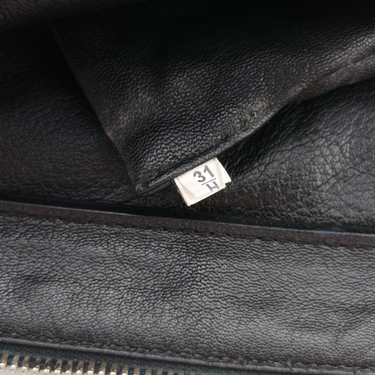 Pre-owned Prada Business Briefcase Navy SAFFIANO Leather 2VE011 handbag | stylenewstar
