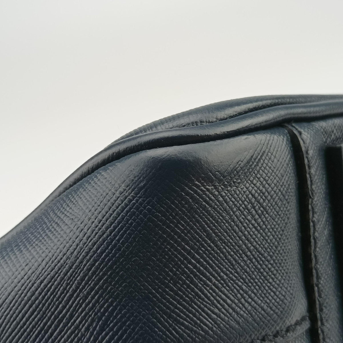 Pre-owned Prada Business Briefcase Navy SAFFIANO Leather 2VE011 handbag | stylenewstar