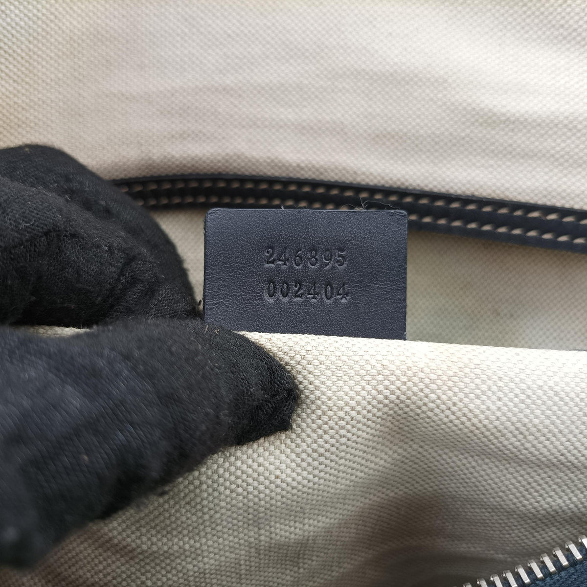 Pre-owned Gucci GG Supreme beige×navy PVC coated canvas 246895 handbag | stylenewstar