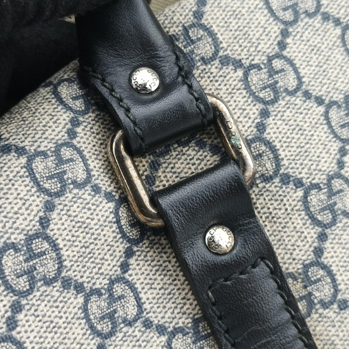 Pre-owned Gucci GG Supreme beige×navy PVC coated canvas 246895 handbag | stylenewstar