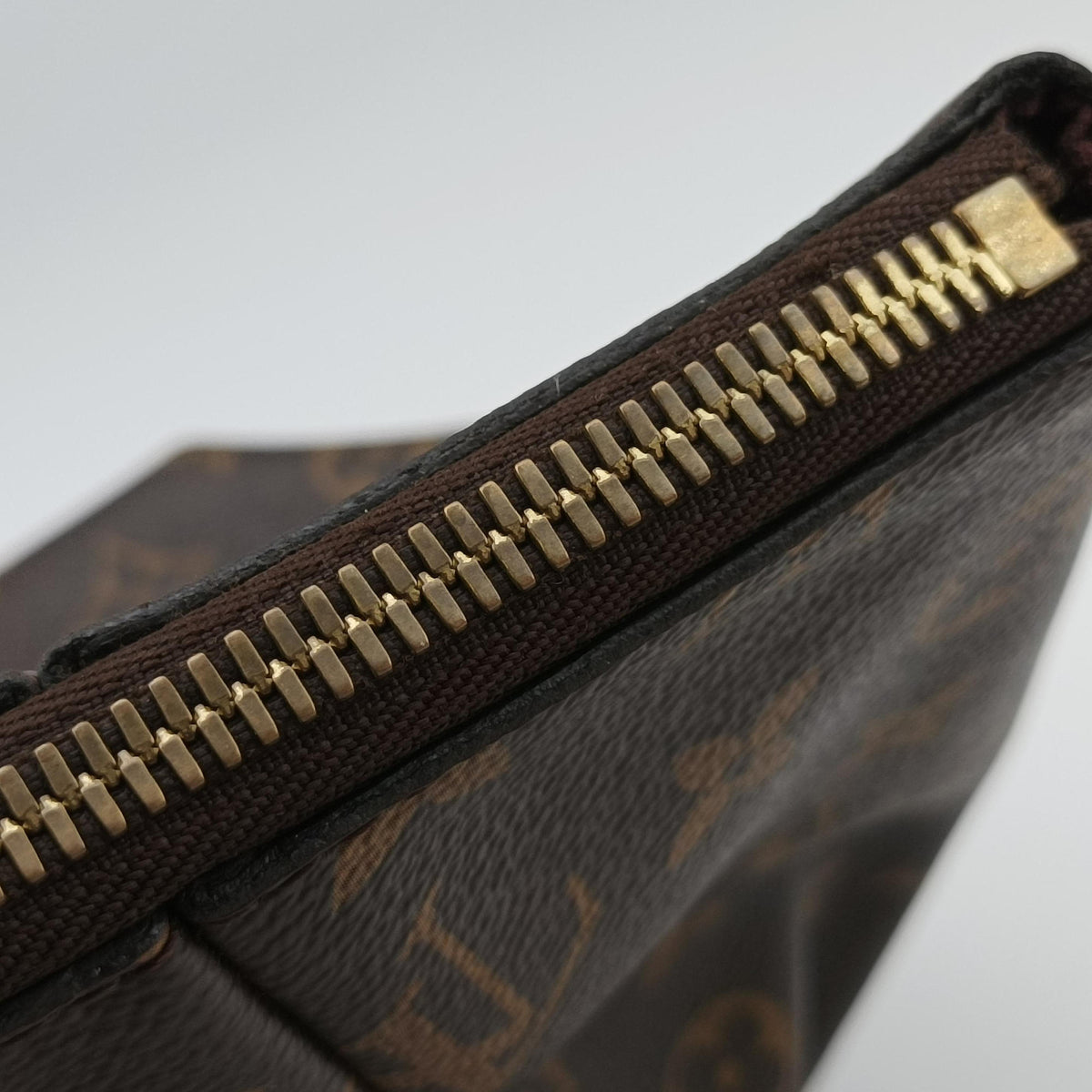 Pre-owned Louis Vuitton TURENNE MM Brown Monogram Canvas M48814 shoulderbag | stylenewstar