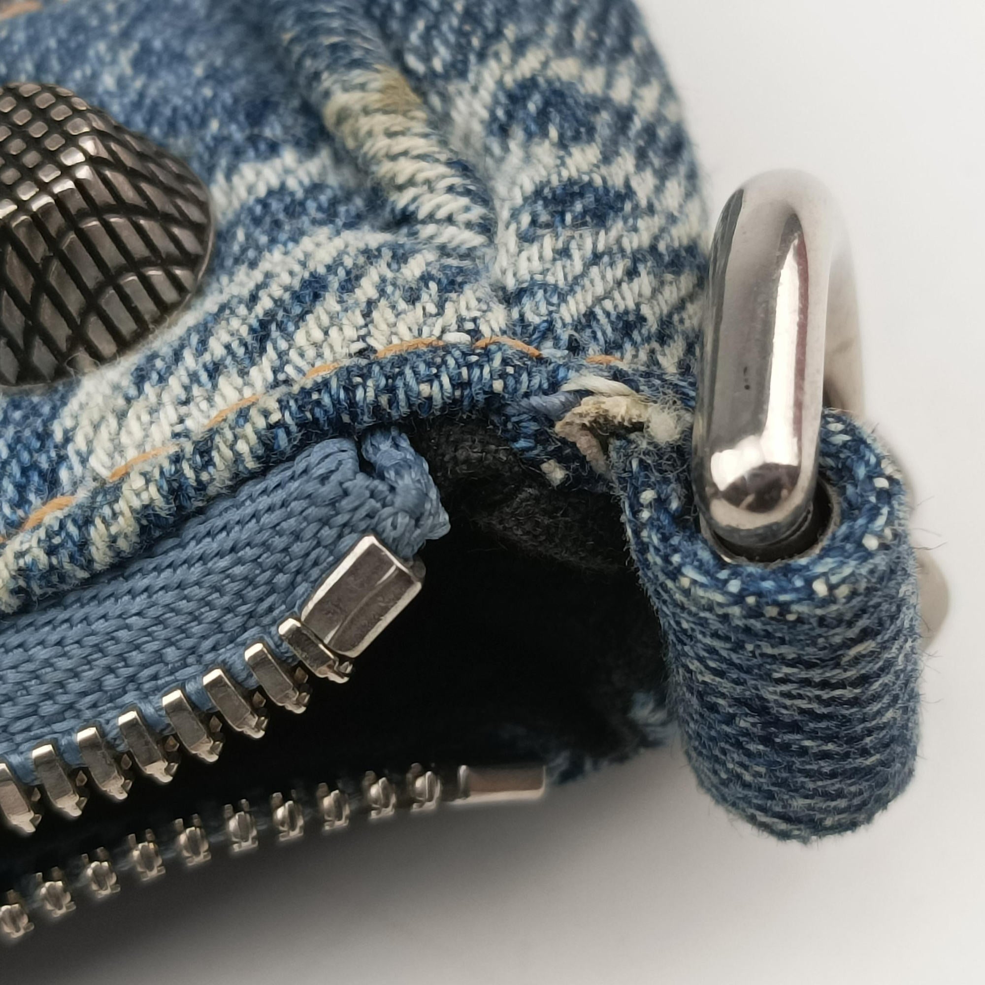 Secondhand Balenciaga Le Cagole mini Blue denim  shoulderbag | stylenewstar