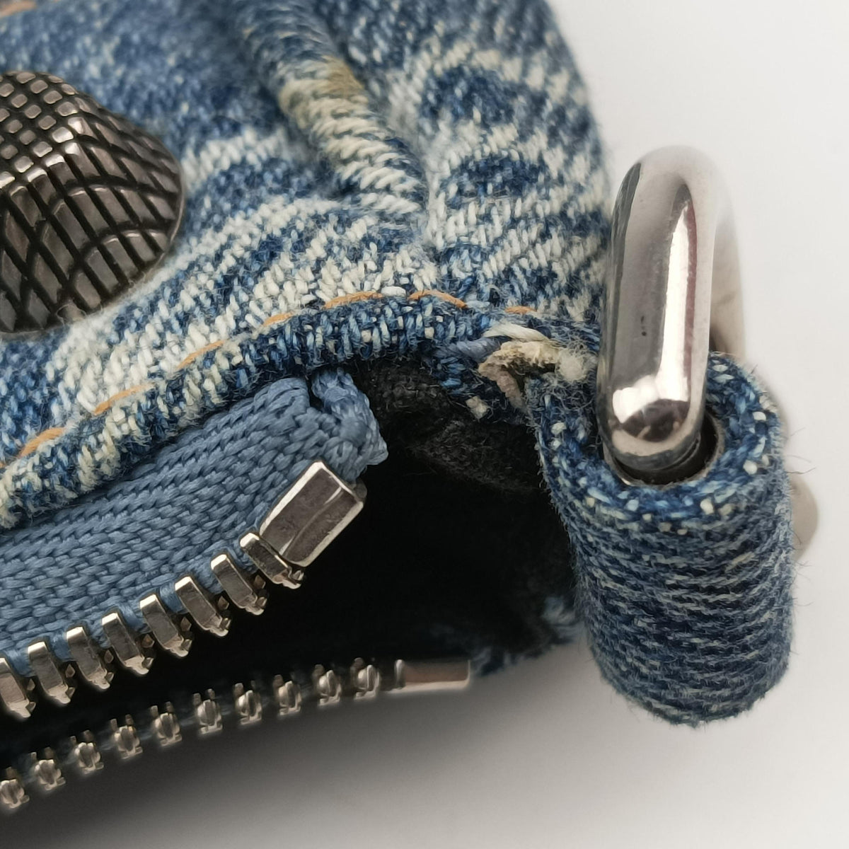 Pre-owned Balenciaga Le Cagole mini Blue denim  shoulderbag | stylenewstar