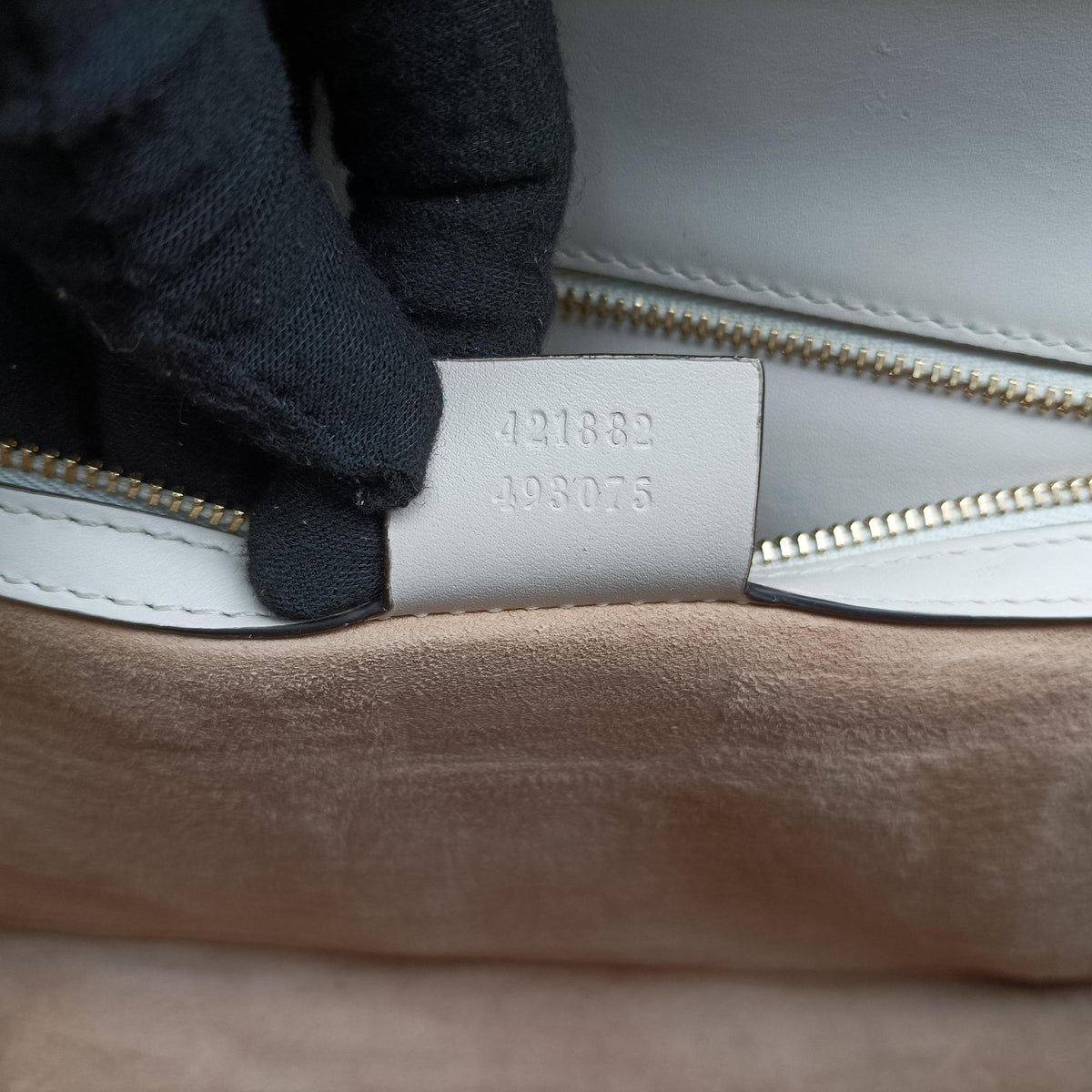 Pre-owned Gucci Sylvie White Leather 421882 shoulderbag | stylenewstar