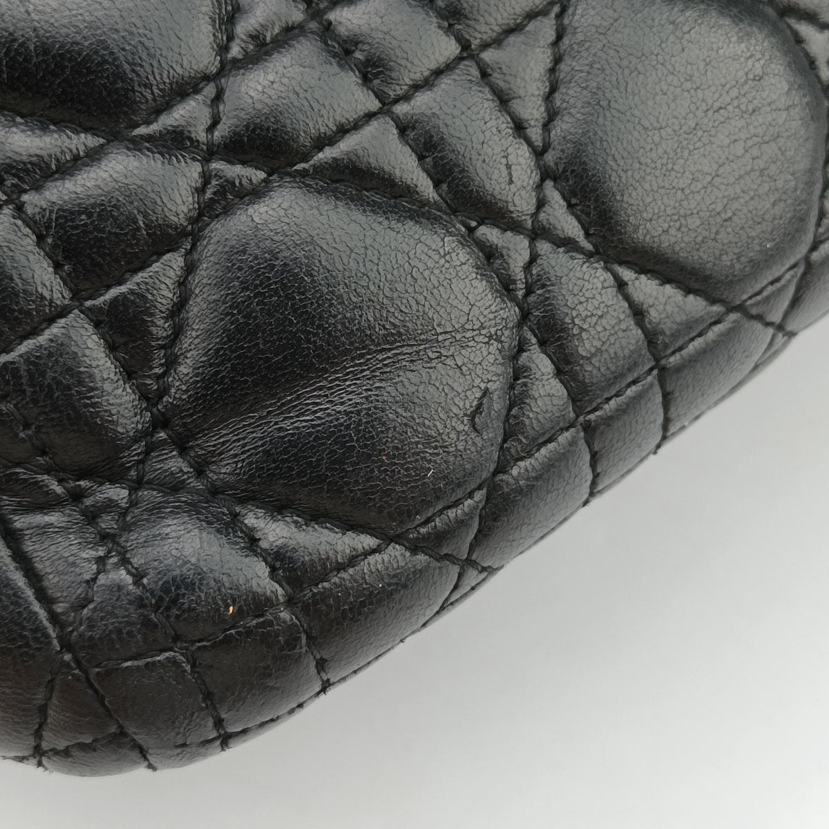 Secondhand Christian Dior Lady Dior Black lambskin  handbag | stylenewstar
