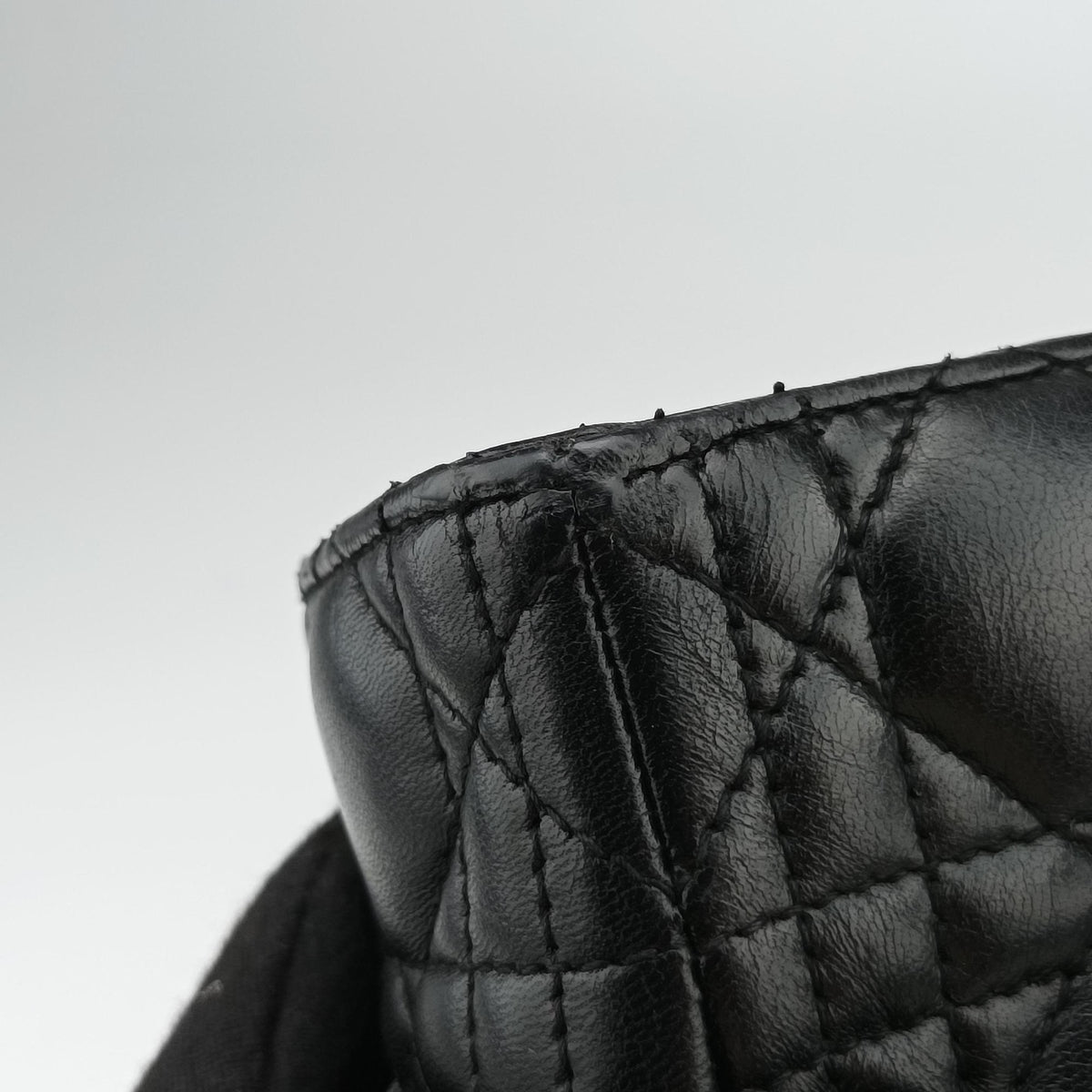 Secondhand Christian Dior Lady Dior Black lambskin  handbag | stylenewstar