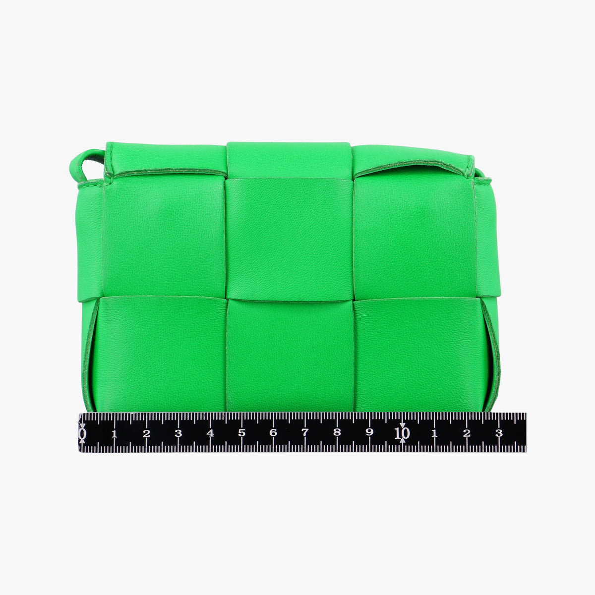 Pre-owned Bottega Veneta candy cassette Green lambskin  shoulderbag | stylenewstar
