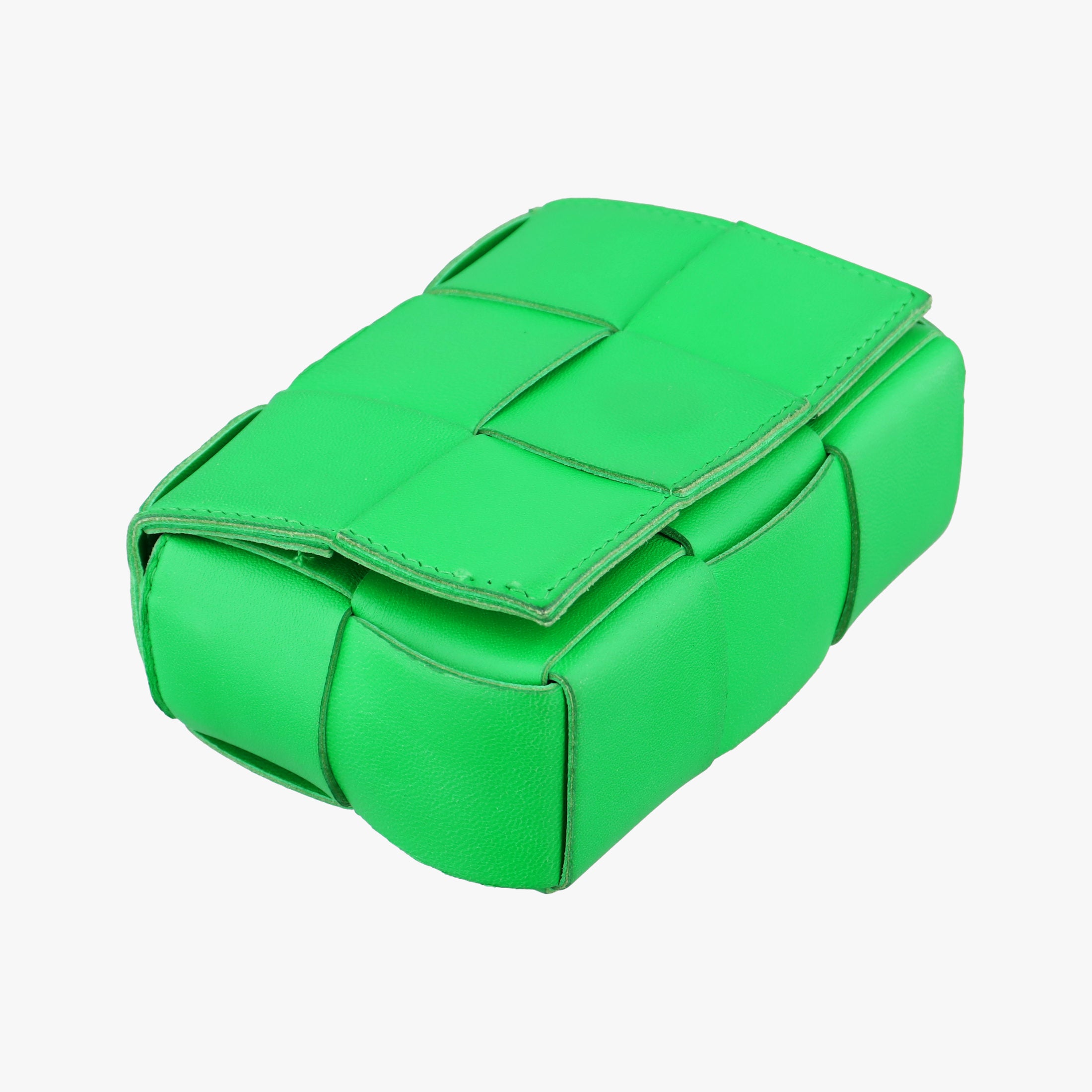 Pre-owned Bottega Veneta candy cassette Green lambskin  shoulderbag | stylenewstar