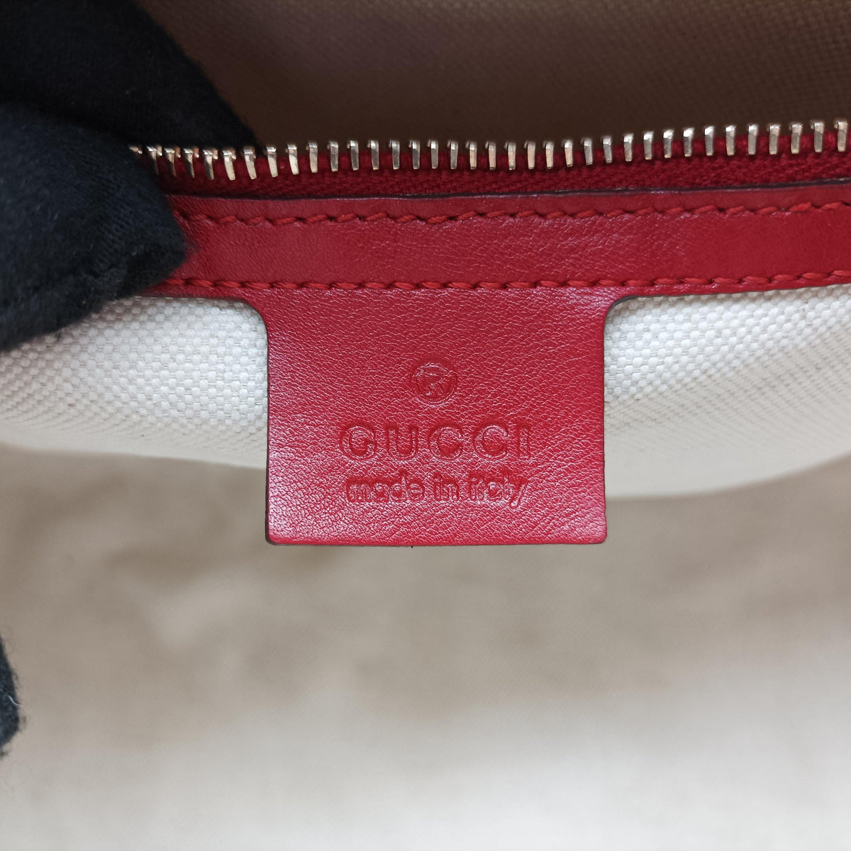 Pre-owned Gucci Microguccissima Red Patent Leather 309617 handbag | stylenewstar
