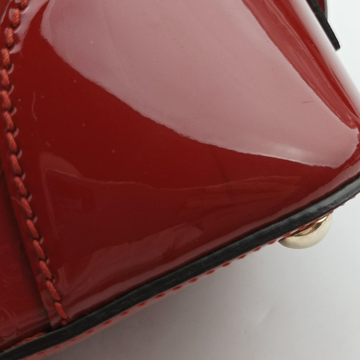 Pre-owned Gucci Microguccissima Red Patent Leather 309617 handbag | stylenewstar
