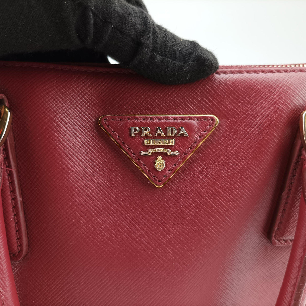 Secondhand Prada Galleria Burgundy SAFFIANO Leather BN1874 handbag | stylenewstar