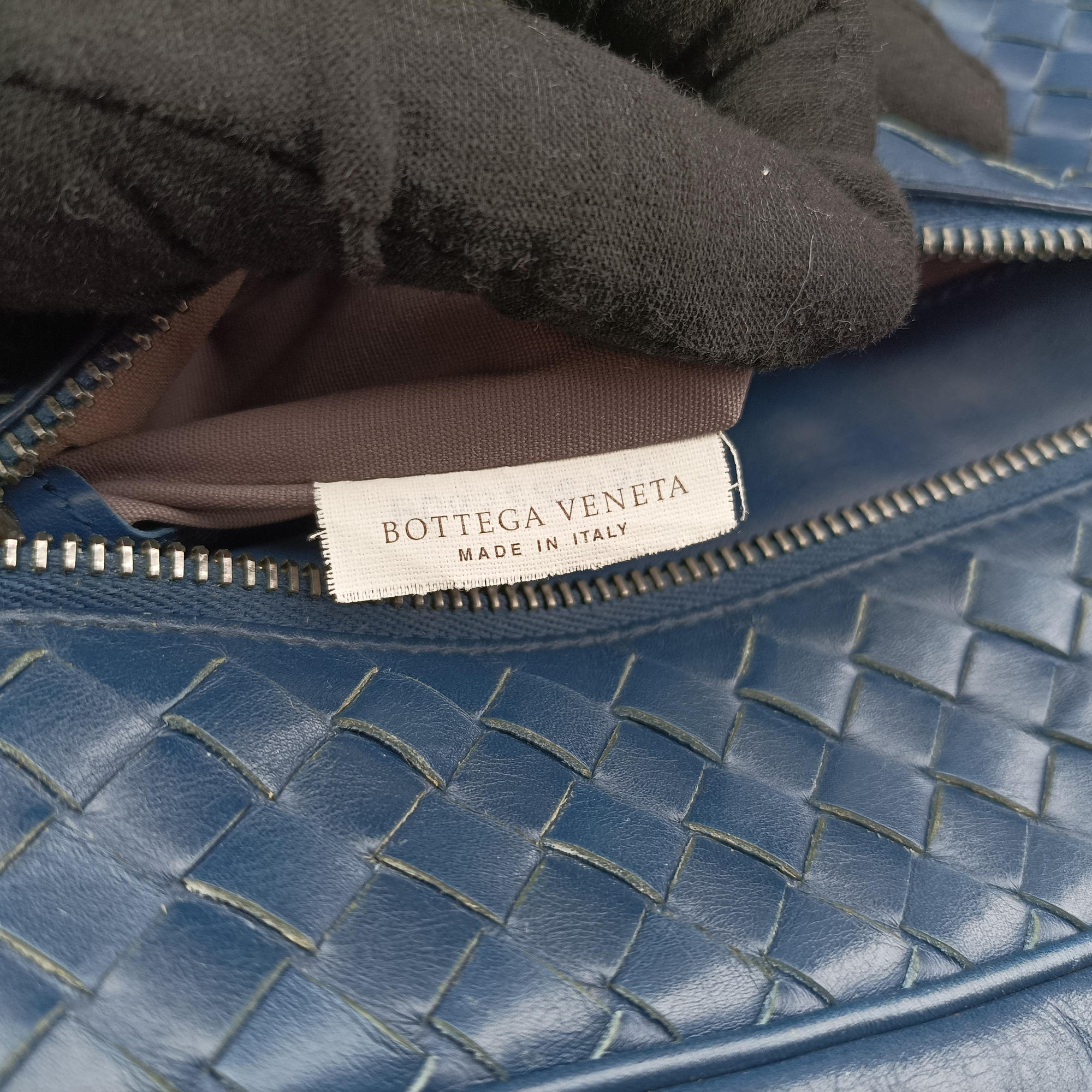 Pre-owned Bottega Veneta Intrecciato Navy lambskin  shoulderbag | stylenewstar